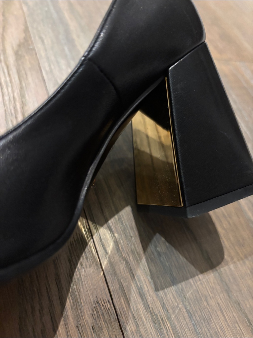 Gucci Women's Black Leather Horsebit Pumps 36 - Picture 8 of 8